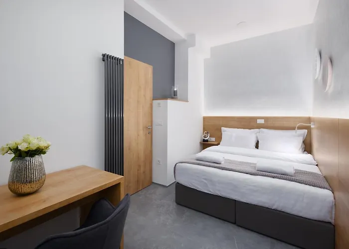 Emona - - Free Parking Apartahotel Liubliana