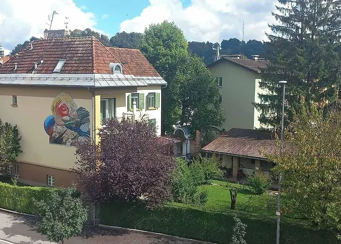 Emona - - Free Parking Apartahotel 4*