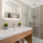 アパートホテル Emona - - Free Parking 4*