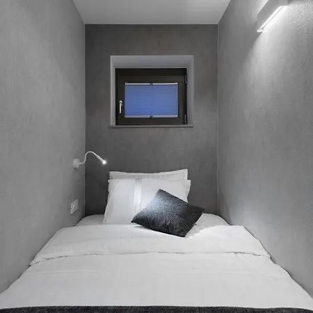 Emona - - Free Parking Lublaň