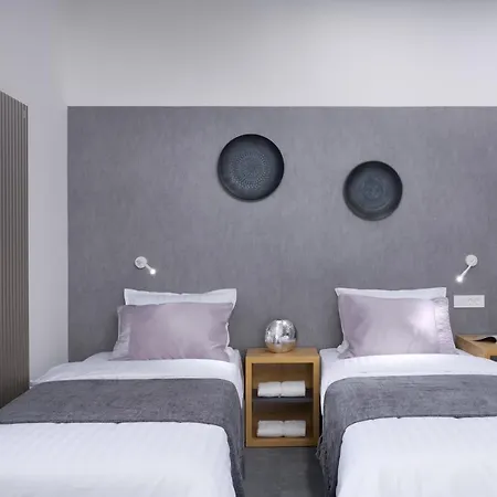 Emona - - Free Parking Aparthotel 4*