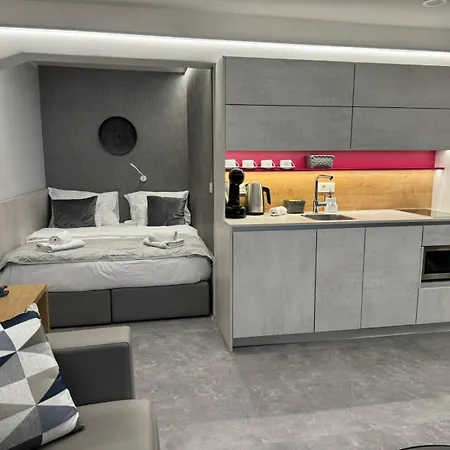 Emona - - Free Parking