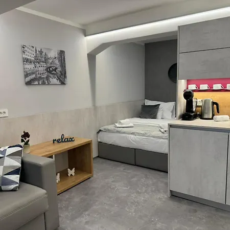 Aparthotel Emona - - Free Parking Lublaň