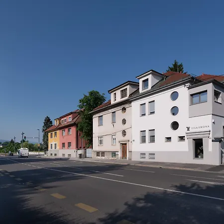 Emona - - Free Parking 4* Lublaň