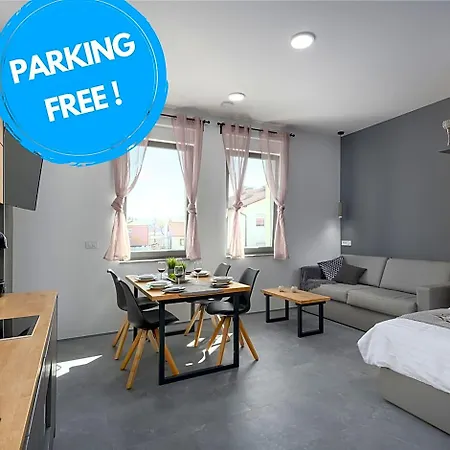 Emona - - Free Parking Ξενοδοχείο με διαμερίσματα Λιουμπλιάνα