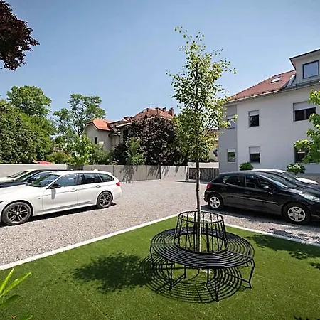 Emona - - Free Parking 4*