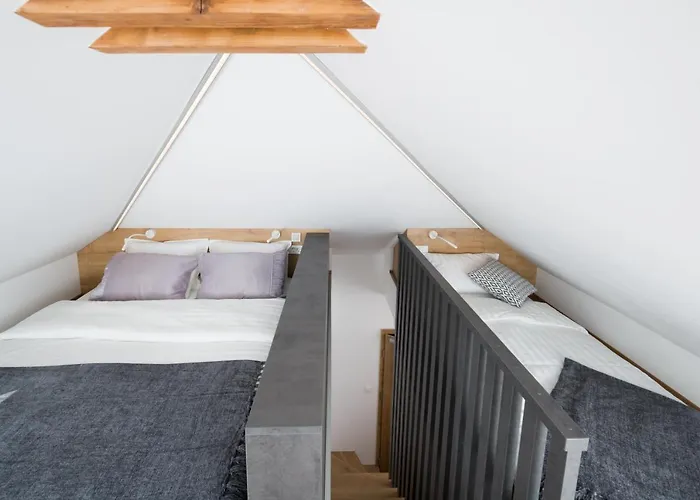 Emona - - Free Parking Aparthotel 4*