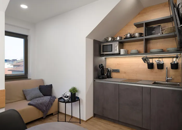 Emona - - Free Parking Laibach