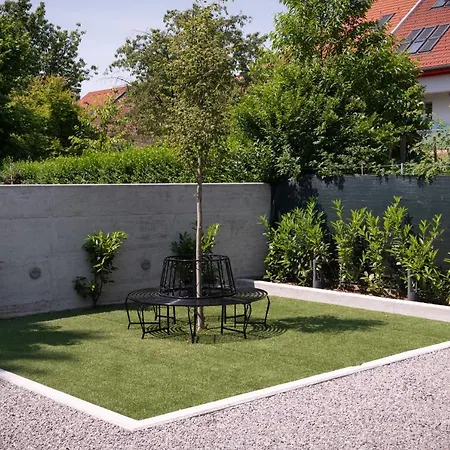 Emona - - Free Parking 4* ليوبليانا