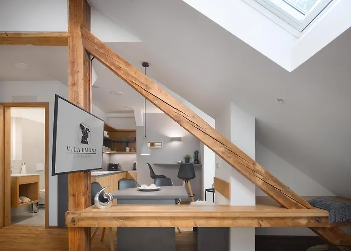 Emona - - Free Parking Lejlighedshotel